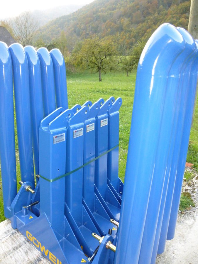 Folienballenzange van het type Göweil Ballen-Transportgabel BTGME, Neumaschine in Ebensee (Foto 1)