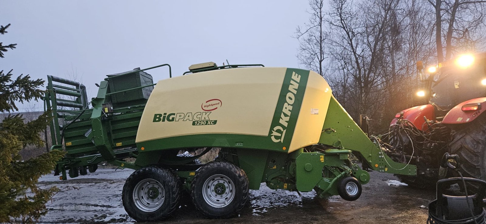 Großpackenpresse van het type Krone Big Pack 1290 XC, Gebrauchtmaschine in Ostrava - Polanka (Foto 1)