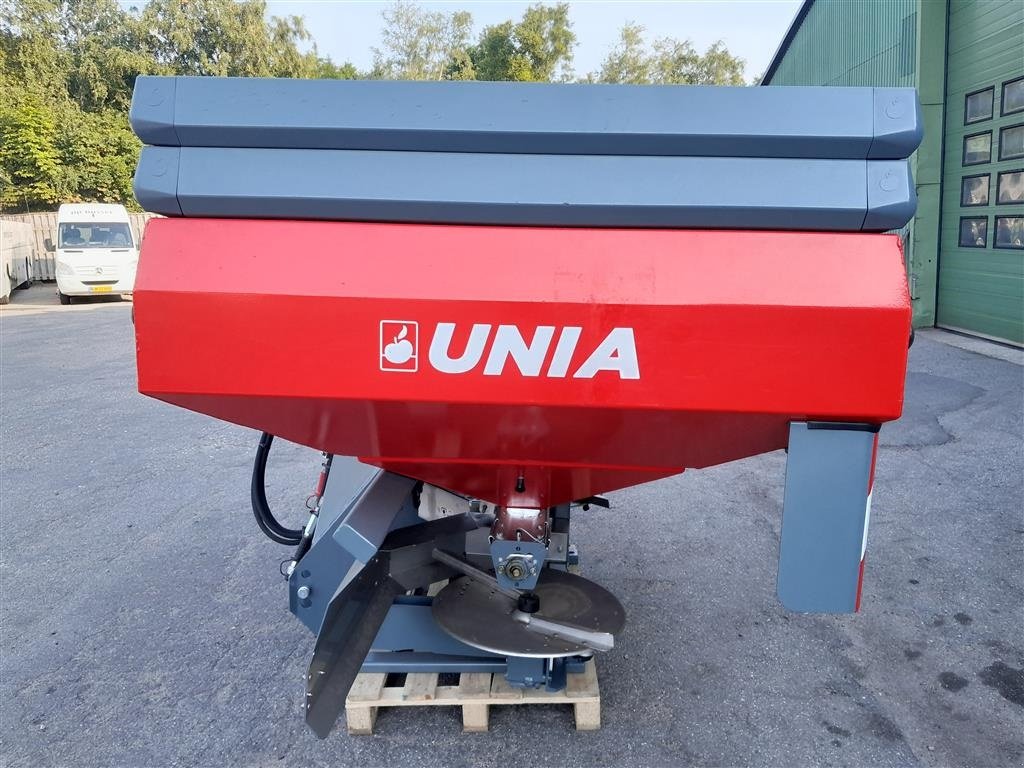 Düngerstreuer du type Unia MXL 3000, Gebrauchtmaschine en Hadsund (Photo 6)