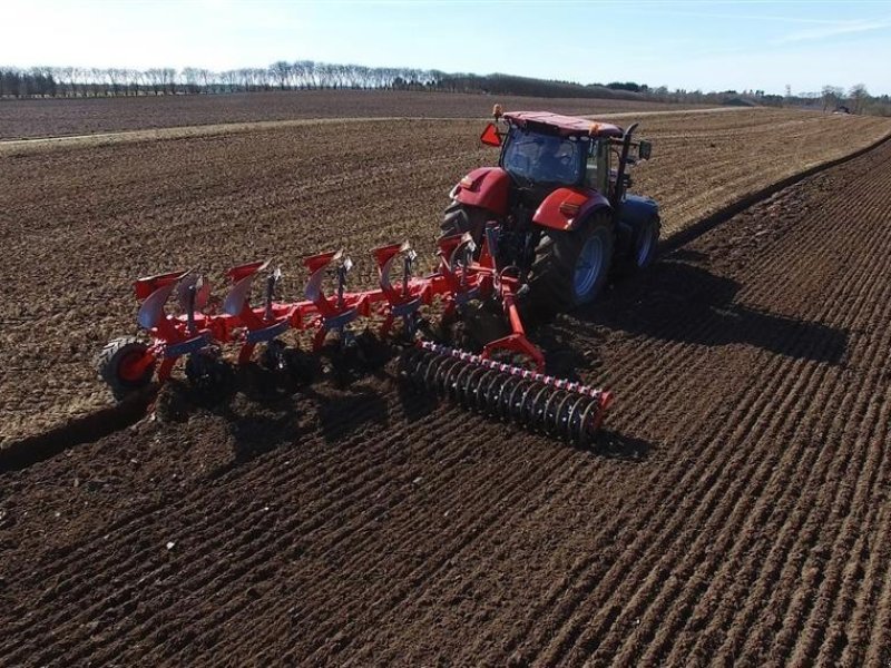 Pflug del tipo Unia Vario S 5 Plus Pakker, Gebrauchtmaschine en Hadsund (Imagen 1)