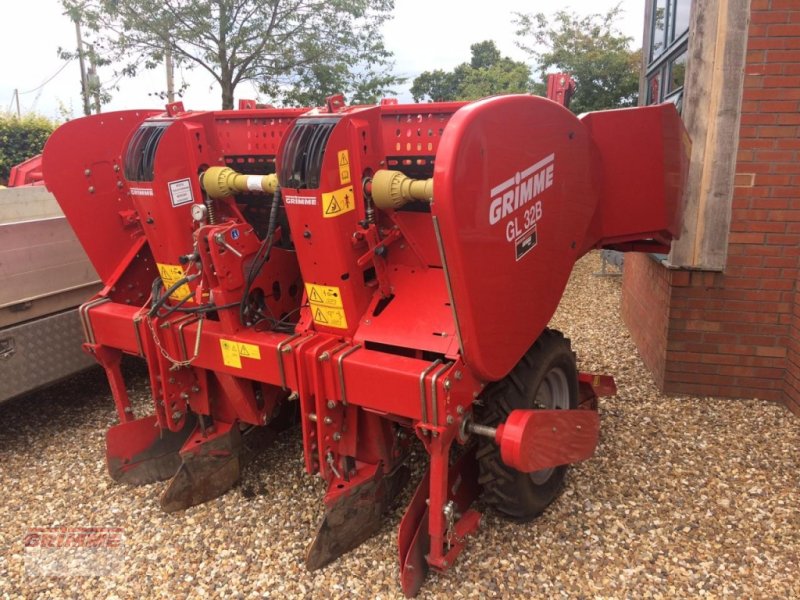 Grimme GL 32 B Kartoffellegemaschine, PE20 3PS Lincolnshire ...