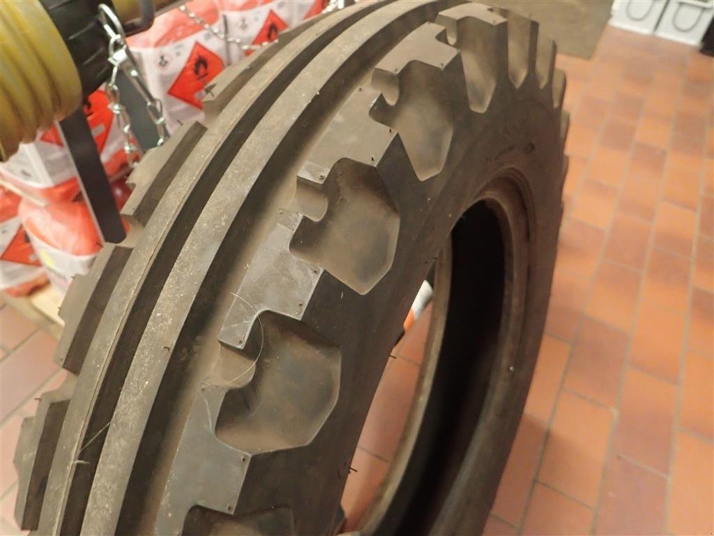 Reifen tipa Firestone 7.50-20, Gebrauchtmaschine u Egtved (Slika 2)