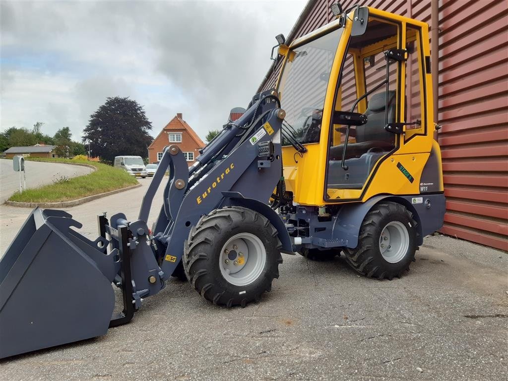 Kompaktlader des Typs Eurotrac W11 w11 lang arm  førehus, Gebrauchtmaschine in Rødekro (Bild 2)