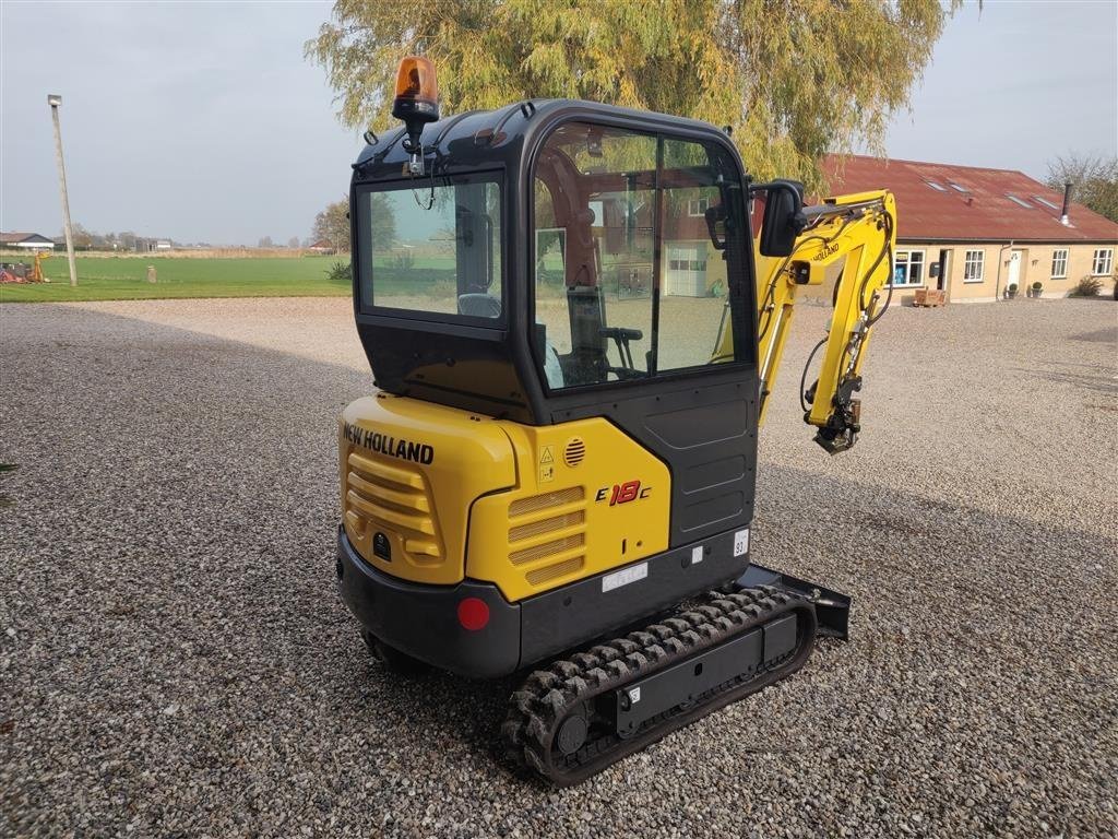 Bagger of the type New Holland E18 C, Gebrauchtmaschine in Storvorde (Picture 5)