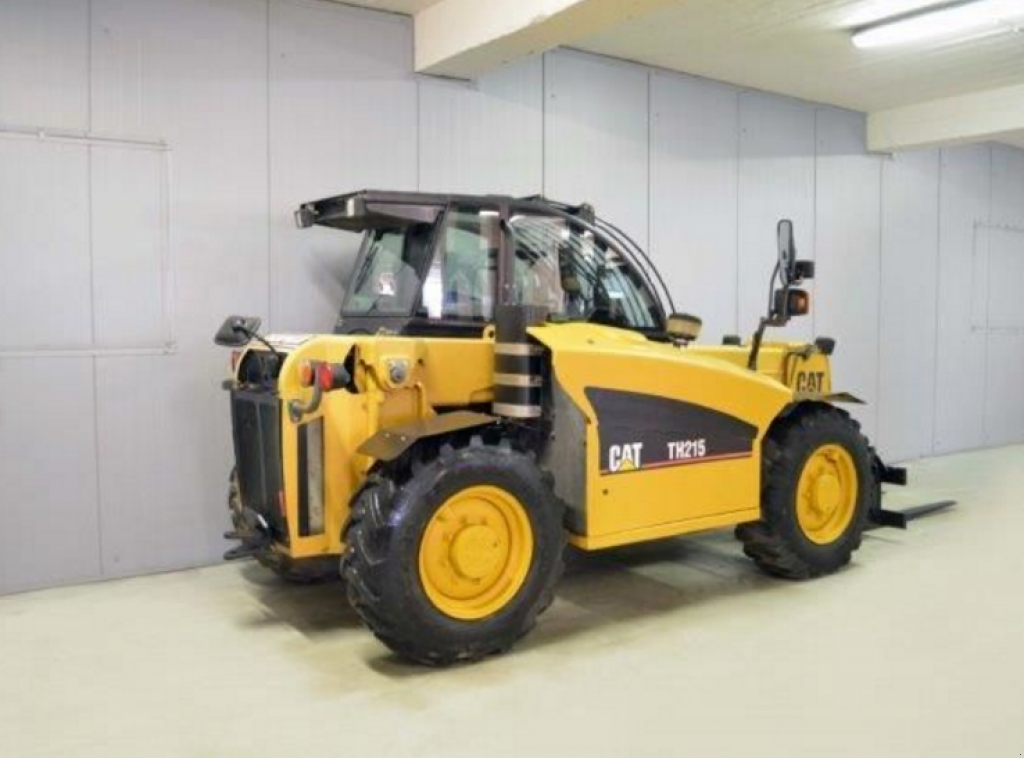 Teleskopstapler del tipo Caterpillar TH215,  en Полтава (Imagen 3)