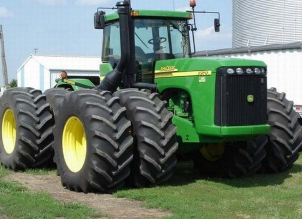 Oldtimer-Traktor of the type John Deere 9400, Neumaschine in Вінниця (Picture 2)