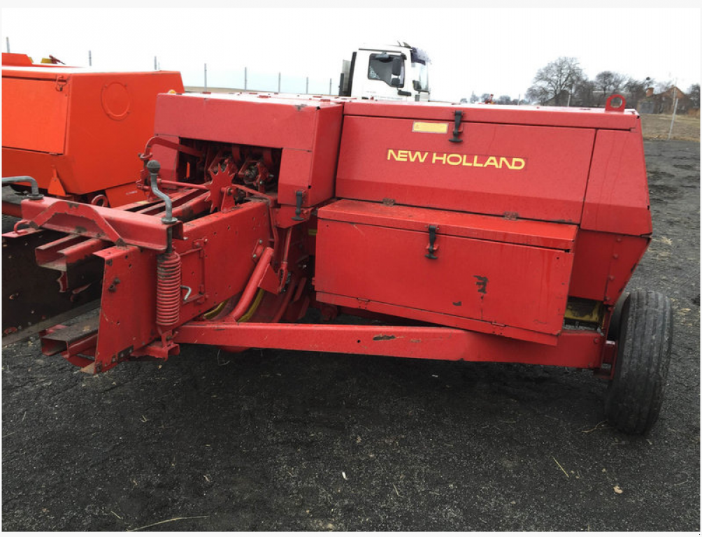 Hochdruckpresse του τύπου New Holland 370,  σε Луцьк (Φωτογραφία 3)