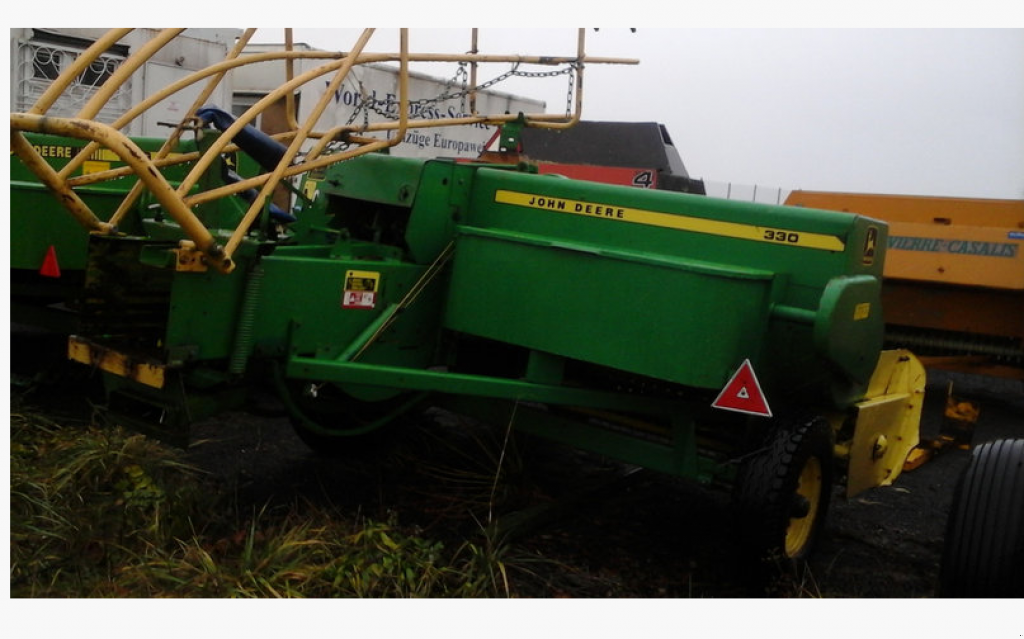 Hochdruckpresse del tipo John Deere 330,  en Луцьк (Imagen 5)