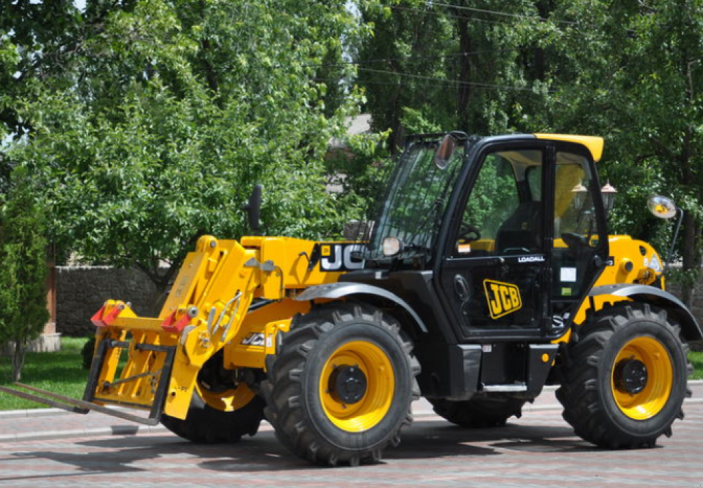 Teleskopstapler of the type JCB 530-70, Neumaschine in Житомир (Picture 1)