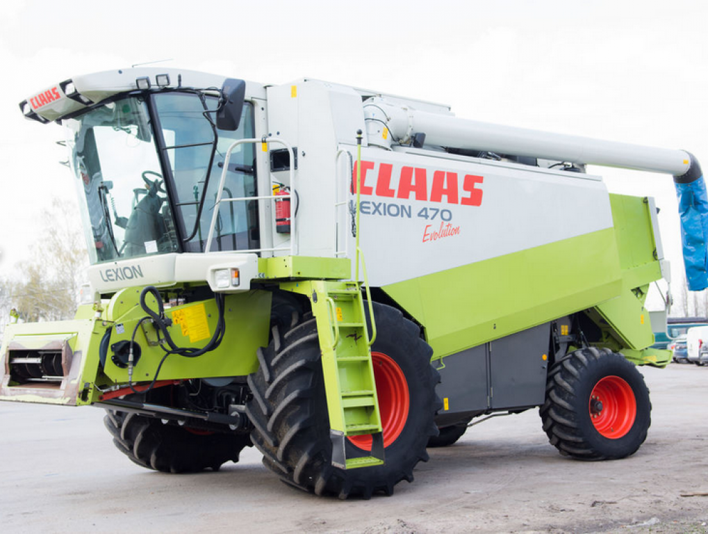 Oldtimer-Mähdrescher of the type CLAAS Lexion 470 Evolution, Neumaschine in Житомир (Picture 2)