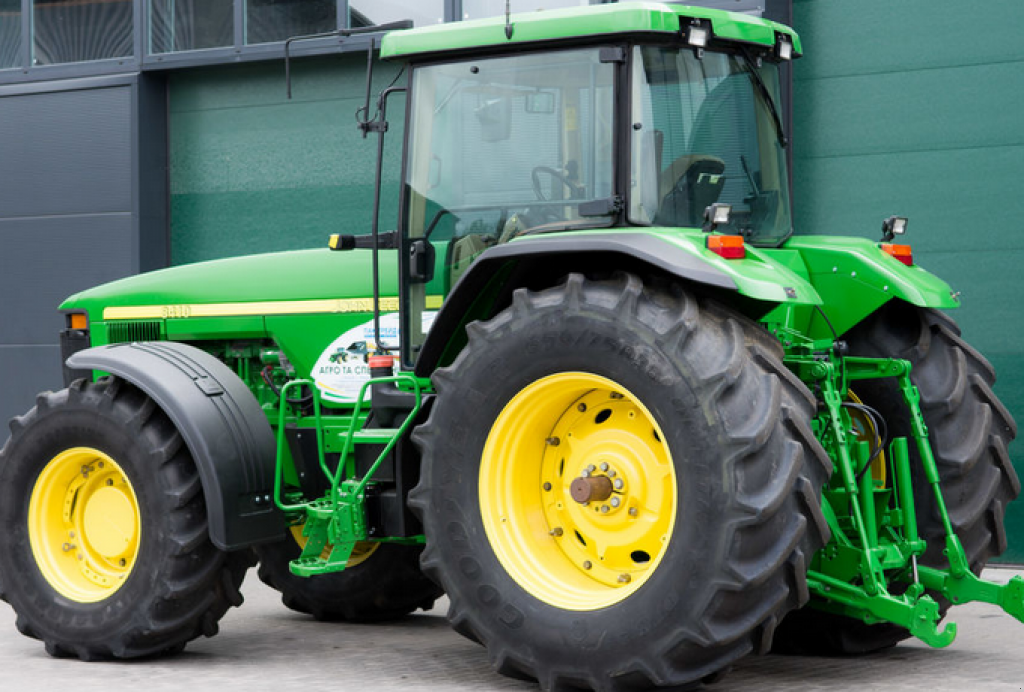 Oldtimer-Traktor of the type John Deere 8410, Neumaschine in Житомир (Picture 10)