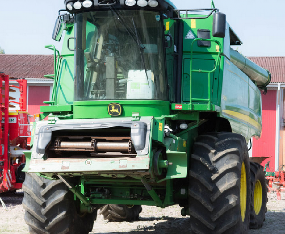 Oldtimer-Mähdrescher of the type John Deere S690, Neumaschine in Житомир (Picture 4)