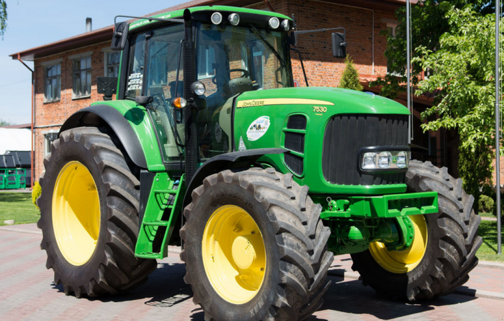 Oldtimer-Traktor типа John Deere 7530 Premium, Neumaschine в Житомир (Фотография 1)