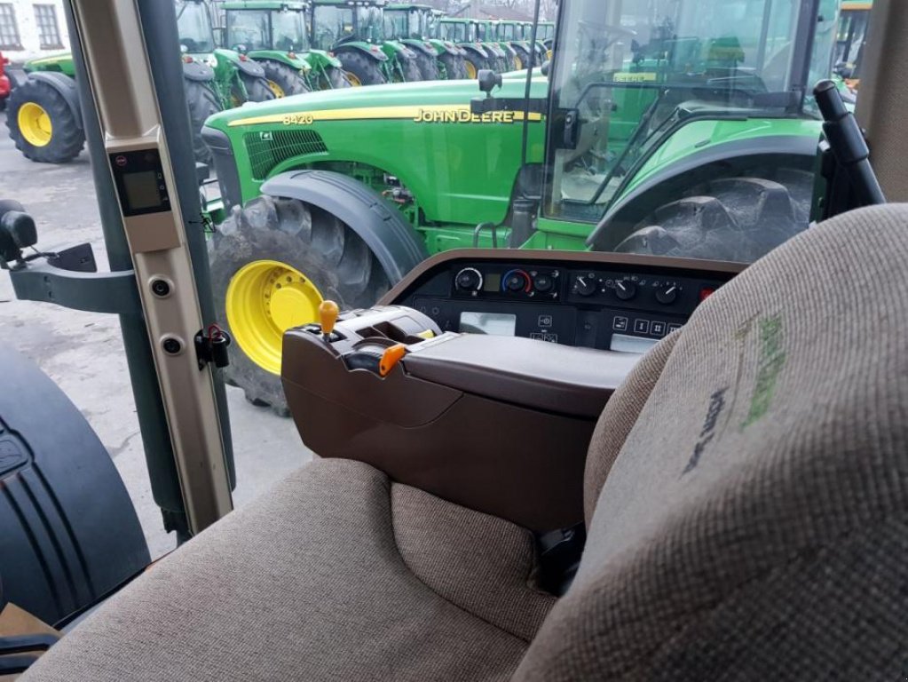 Oldtimer-Traktor Türe ait John Deere 8520, Neumaschine içinde Звенигородка (resim 10)