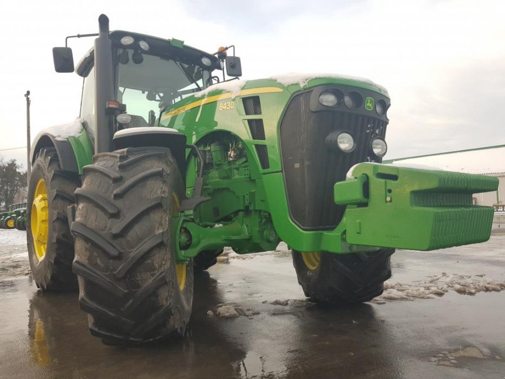 Oldtimer-Traktor типа John Deere 8430, Neumaschine в Звенигородка (Фотография 4)