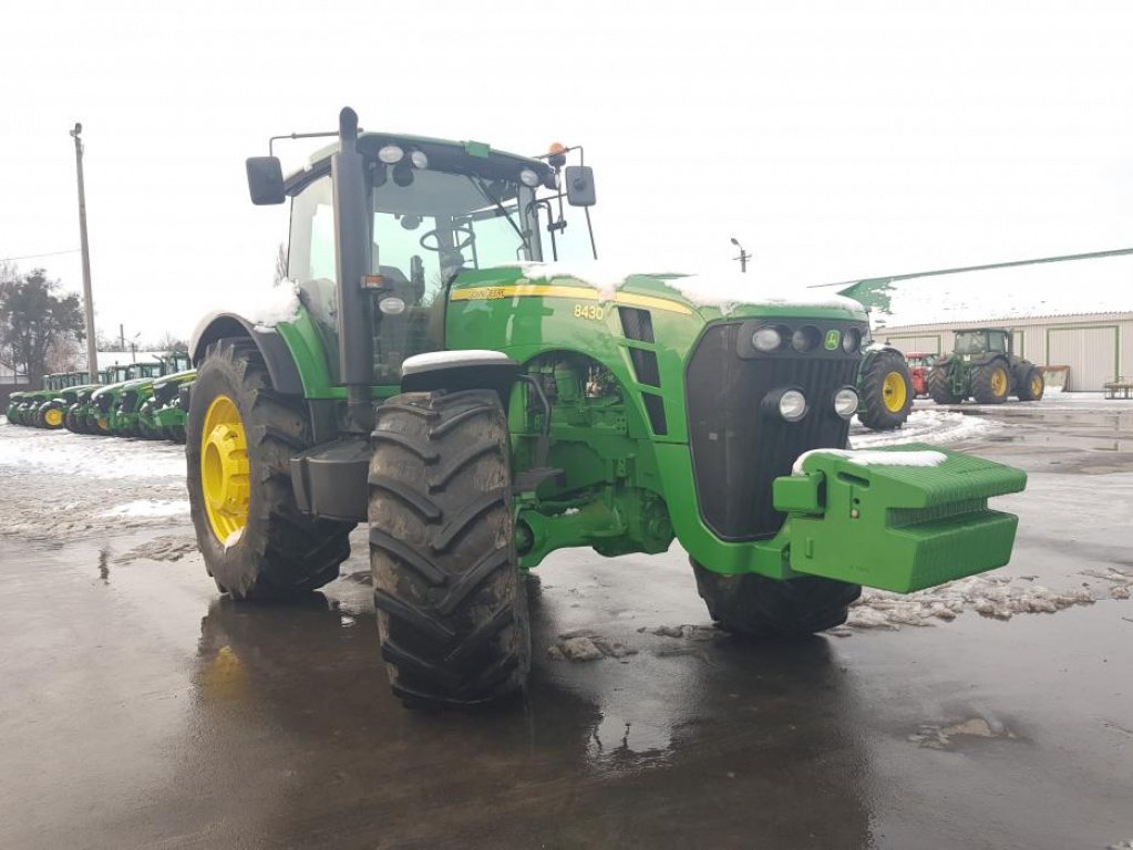 Oldtimer-Traktor typu John Deere 8430, Neumaschine v Звенигородка (Obrázek 1)