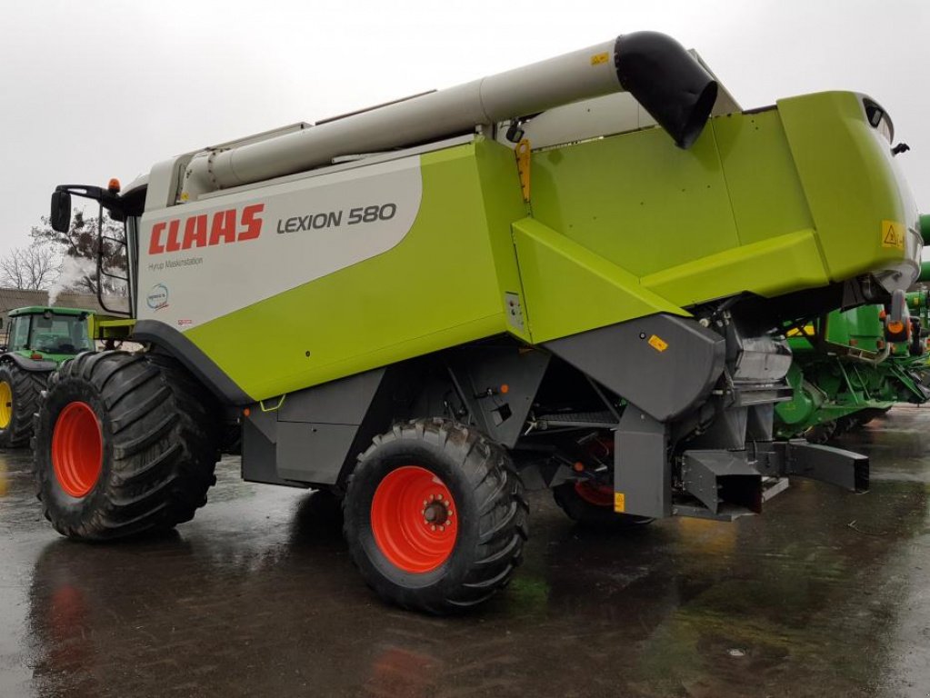 Oldtimer-Mähdrescher of the type CLAAS Lexion 580, Neumaschine in Звенигородка (Picture 9)