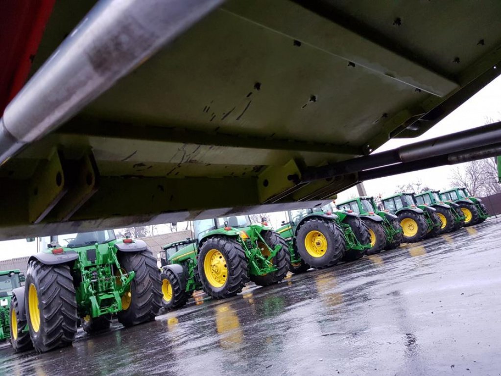 Oldtimer-Mähdrescher du type CLAAS Lexion 580, Neumaschine en Звенигородка (Photo 8)