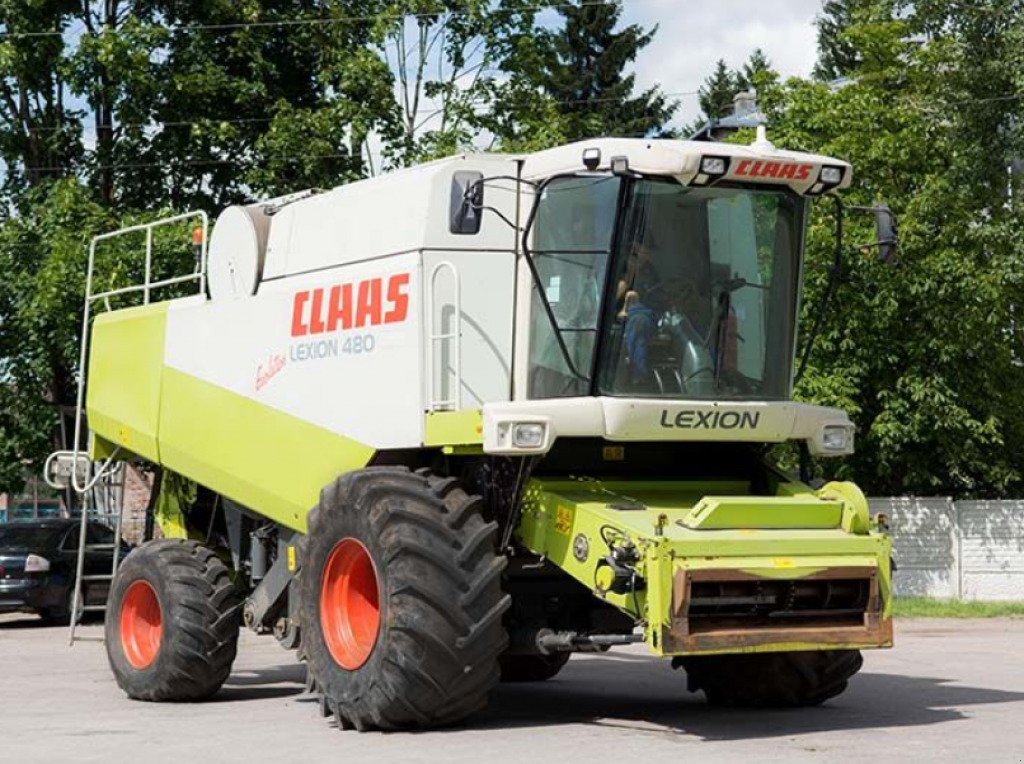 Oldtimer-Mähdrescher Türe ait CLAAS Lexion 480, Neumaschine içinde Житомир (resim 2)