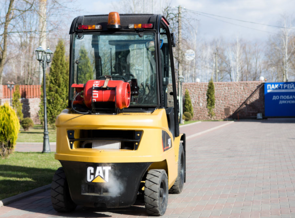 Gabelstapler del tipo Caterpillar GP25N,  en Житомир (Imagen 4)