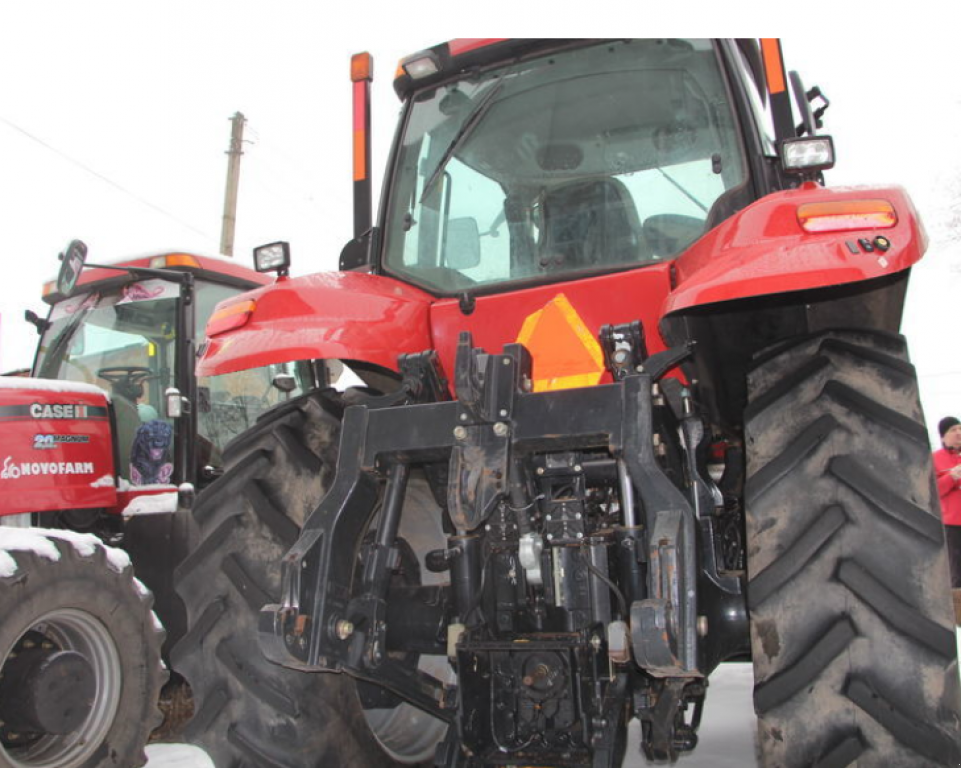 Oldtimer-Traktor del tipo Case IH MX 340, Neumaschine en Дніпропетровськ (Imagen 1)