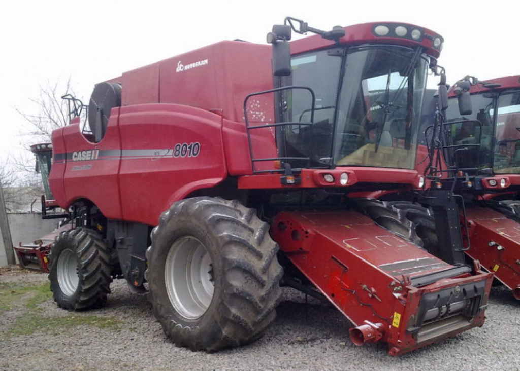 Oldtimer-Mähdrescher Türe ait Case IH Axial Flow 8010, Neumaschine içinde Дніпропетровськ (resim 1)