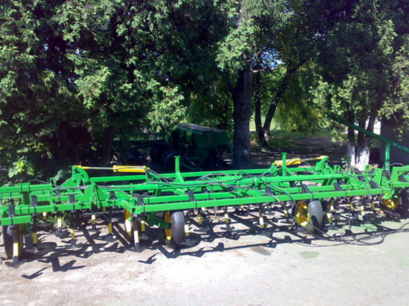 Kartoffelpflegetechnik typu John Deere 1010,  w Новоархангельськ (Zdjęcie 1)