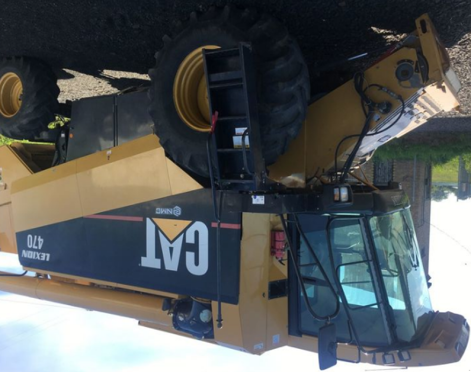 Oldtimer-Mähdrescher van het type Caterpillar Lexion 470, Neumaschine in Струмівка (Foto 10)