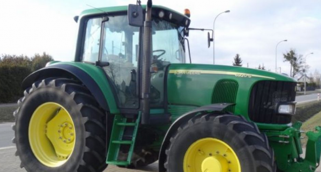 Oldtimer-Traktor des Typs John Deere 6920S, Neumaschine in Струмівка (Bild 1)