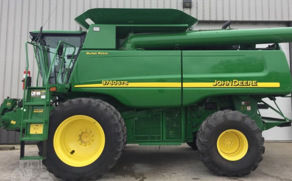 Oldtimer-Mähdrescher del tipo John Deere 9760 STS, Neumaschine en Струмівка (Imagen 2)