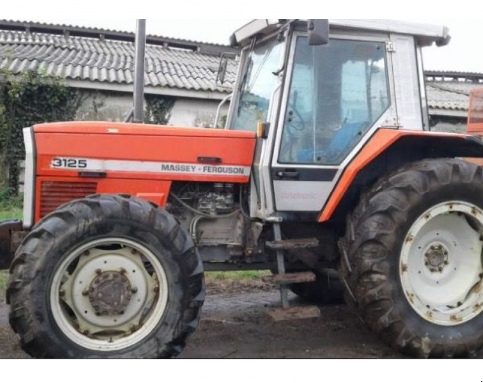 Oldtimer-Traktor typu Massey Ferguson 3125,  v Струмівка (Obrázek 3)