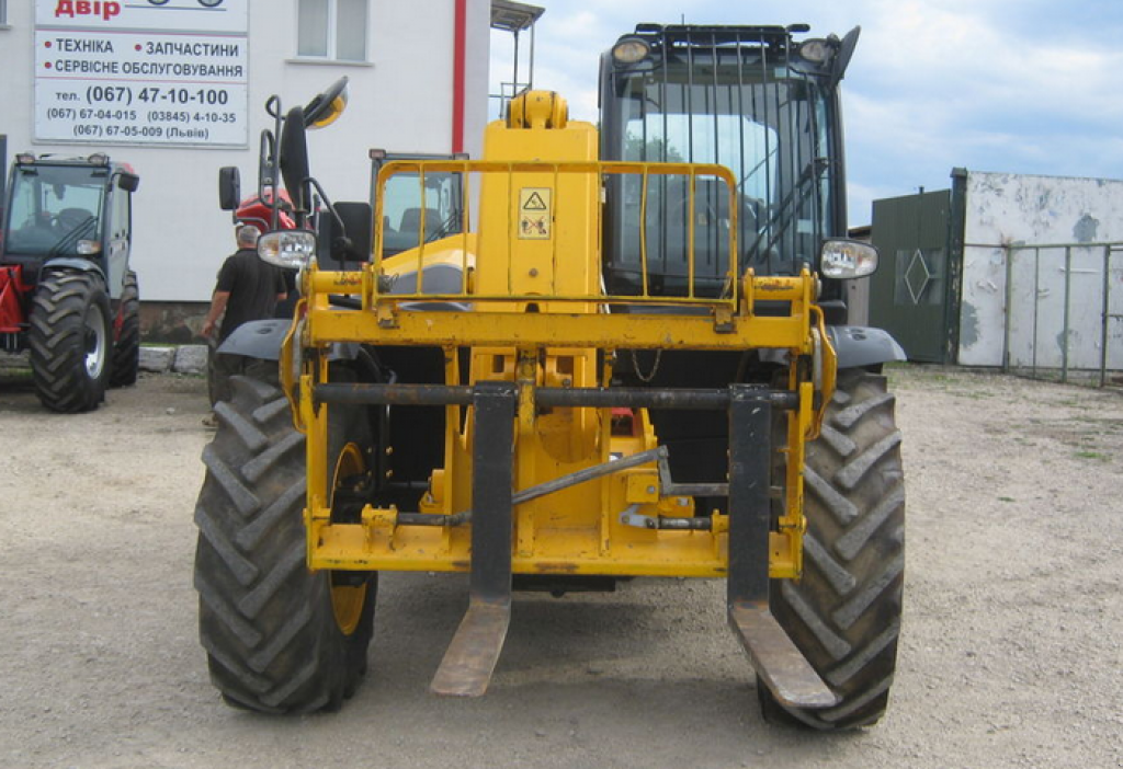 Teleskopstapler от тип JCB 531-70 Agri, Neumaschine в Волочиськ (Снимка 9)