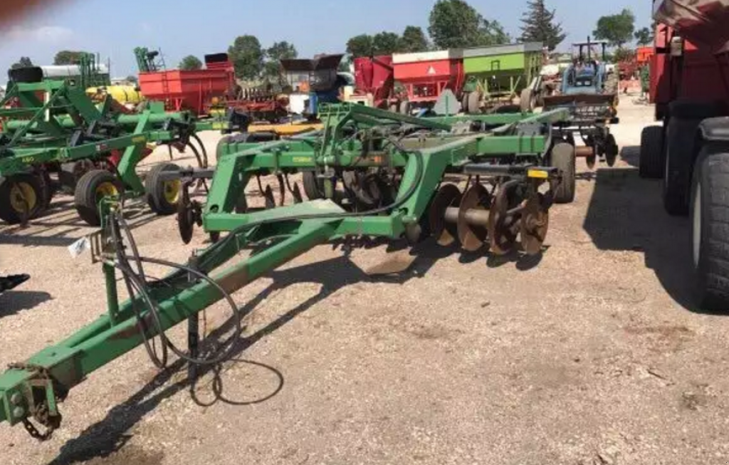 Spatenpflug Türe ait John Deere 510,  içinde Київ (resim 2)