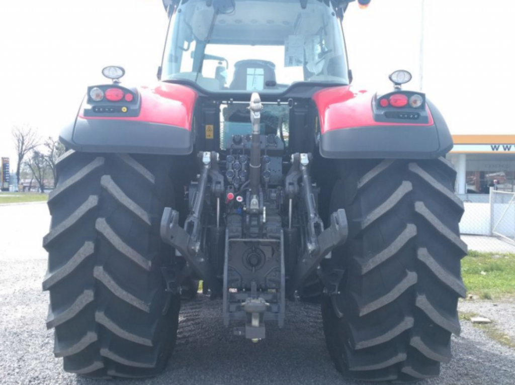 Oldtimer-Traktor tipa Massey Ferguson 8737,  u Київ (Slika 5)