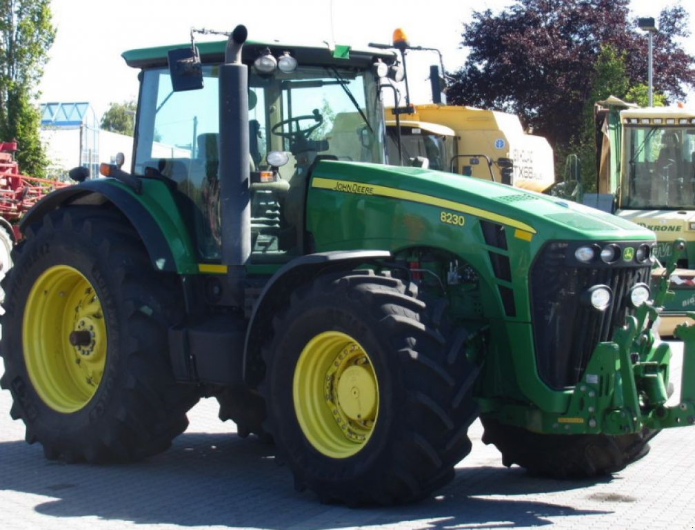 Oldtimer-Traktor typu John Deere 8230, Neumaschine v Київ (Obrázek 4)