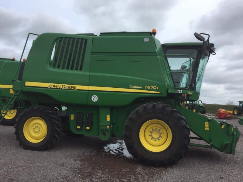 John Deere T670i Combine Harvester Володарка 1098