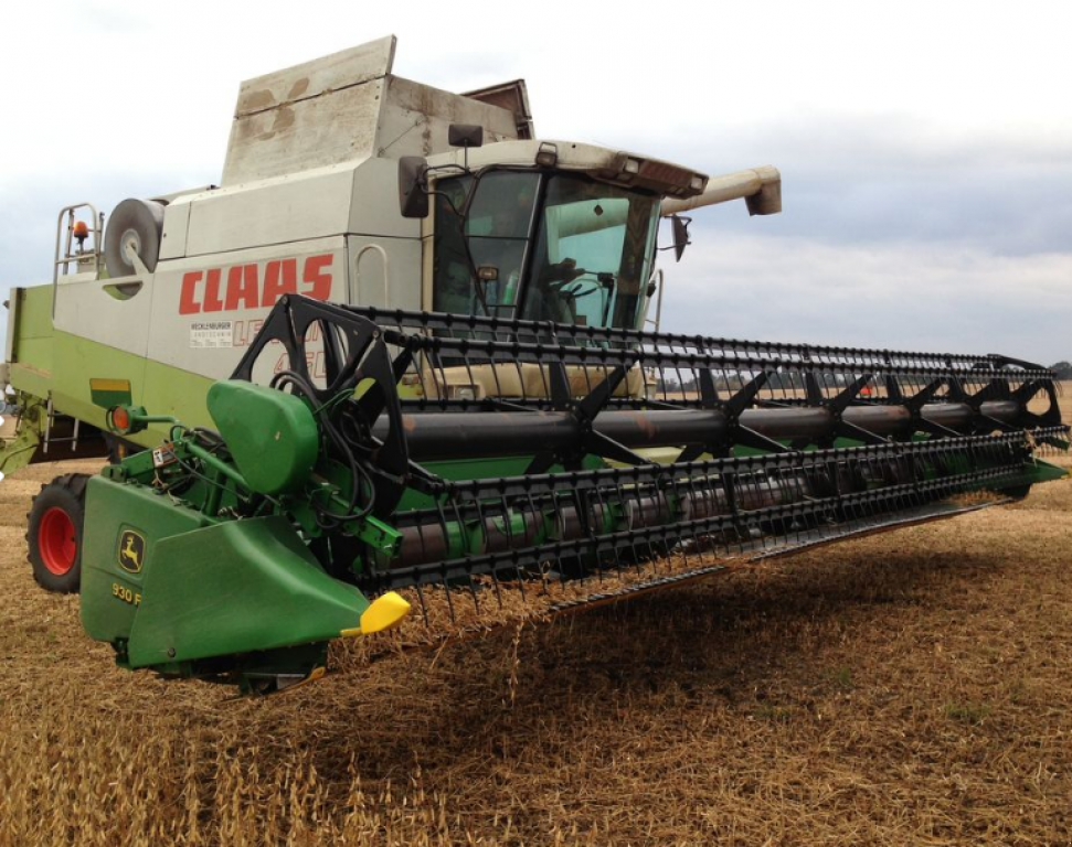 Oldtimer-Mähdrescher of the type CLAAS Lexion 460, Neumaschine in Біла Церква (Picture 4)