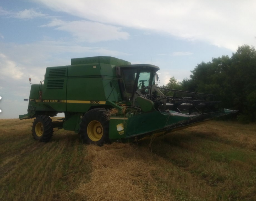 Oldtimer-Mähdrescher del tipo John Deere 9600, Neumaschine en Київ (Imagen 6)