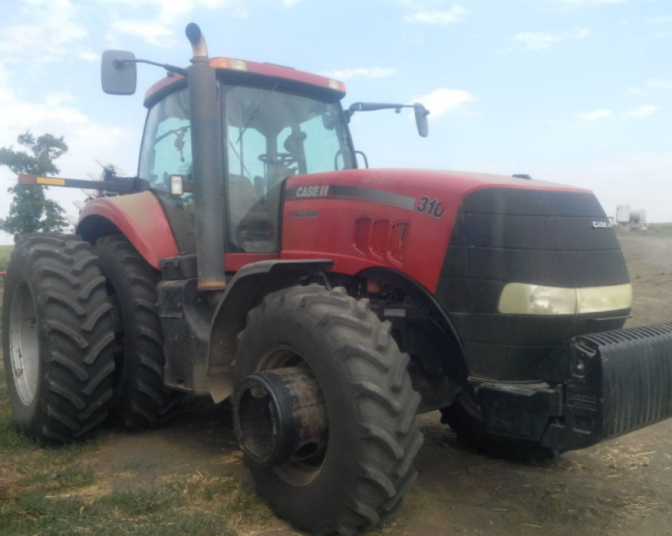 Oldtimer-Traktor of the type Case IH Magnum 310, Neumaschine in Сарата (Picture 2)