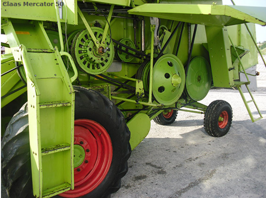 Oldtimer-Mähdrescher of the type CLAAS Mercator 50, Neumaschine in Рівне (Picture 10)