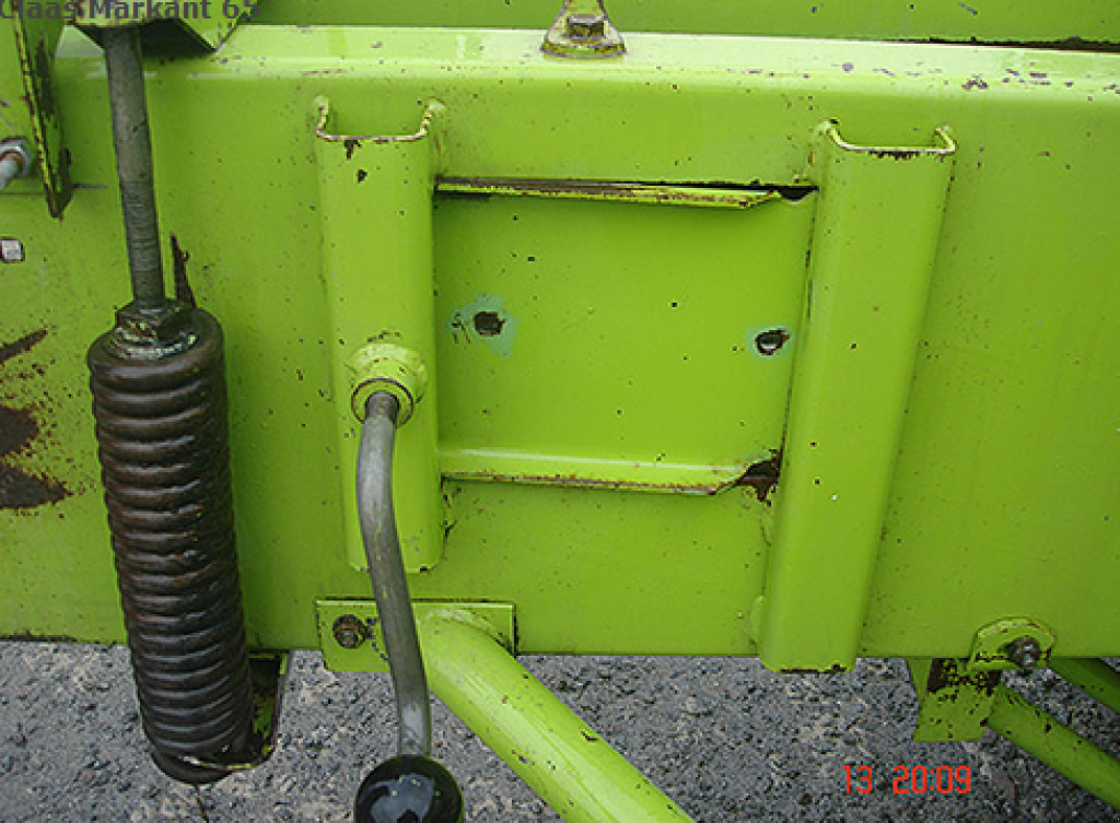 Hochdruckpresse du type CLAAS Markant 65,  en Рівне (Photo 10)