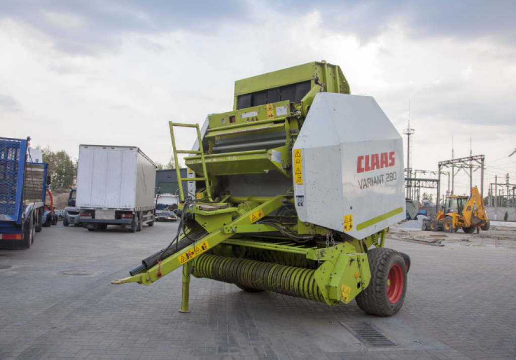 Rundballenpresse tipa CLAAS Variant 280,  u Луцьк (Slika 1)