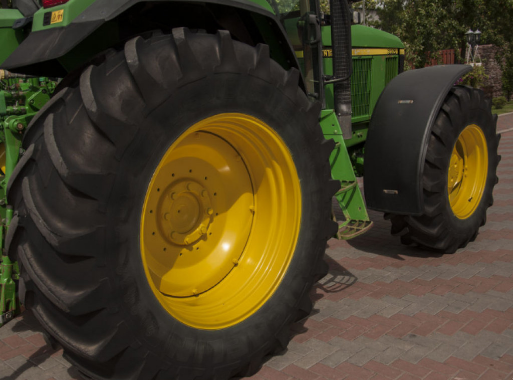 Oldtimer-Traktor tip John Deere 6910, Neumaschine in Луцьк (Poză 8)