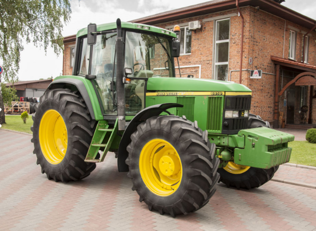 Oldtimer-Traktor del tipo John Deere 6910, Neumaschine en Луцьк (Imagen 4)