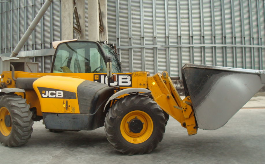 Teleskopstapler от тип JCB 531-70, Neumaschine в Олександрія (Снимка 1)