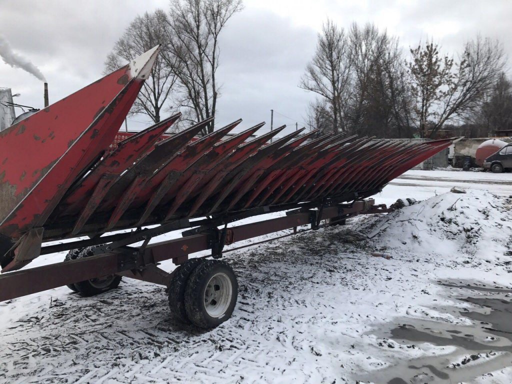 Oldtimer-Mähdrescher del tipo Case IH Axial Flow 5088, Neumaschine en Київ (Imagen 1)