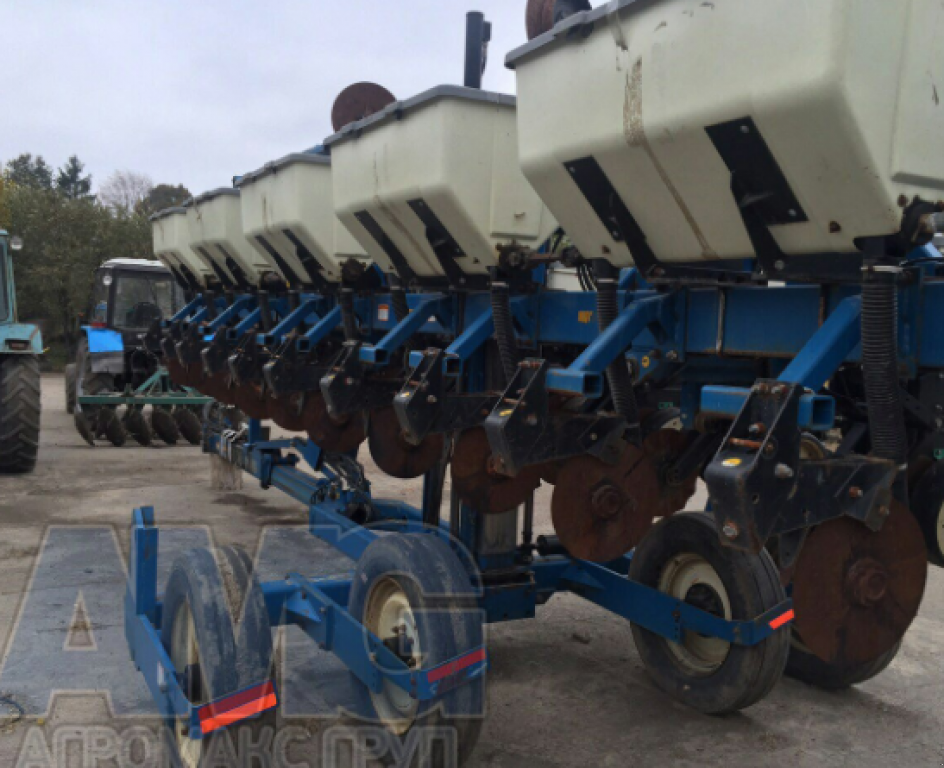 Gareeggenfelder del tipo Kinze 3600,  In Київ (Immagine 9)