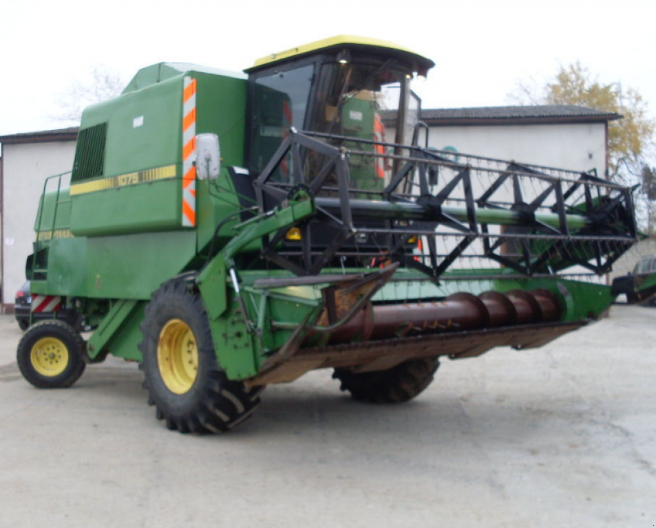 Oldtimer-Mähdrescher del tipo John Deere 1075, Neumaschine en Чернівці (Imagen 4)