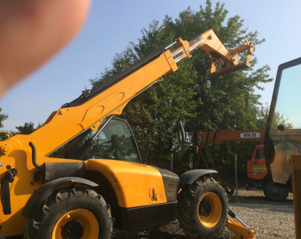 Teleskopstapler typu JCB 535-125 Hi-Viz,  v Львів (Obrázek 2)