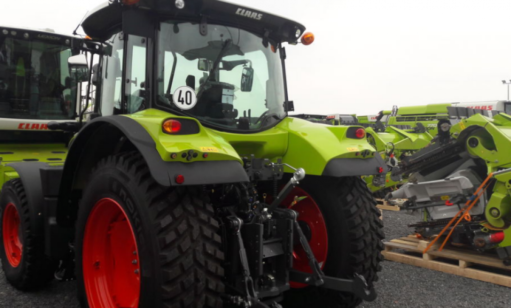 Oldtimer-Traktor του τύπου CLAAS Arion 430 CIS, Neumaschine σε Івано-Франківськ (Φωτογραφία 8)